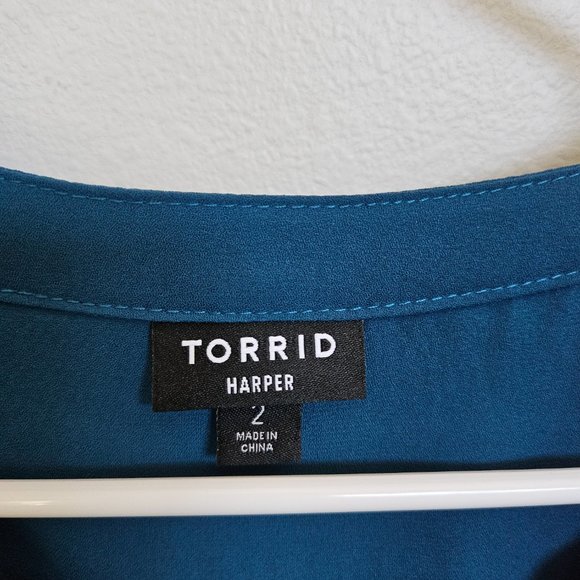 Torrid 3/4 Sleeve Blouse - Picture 3 of 5